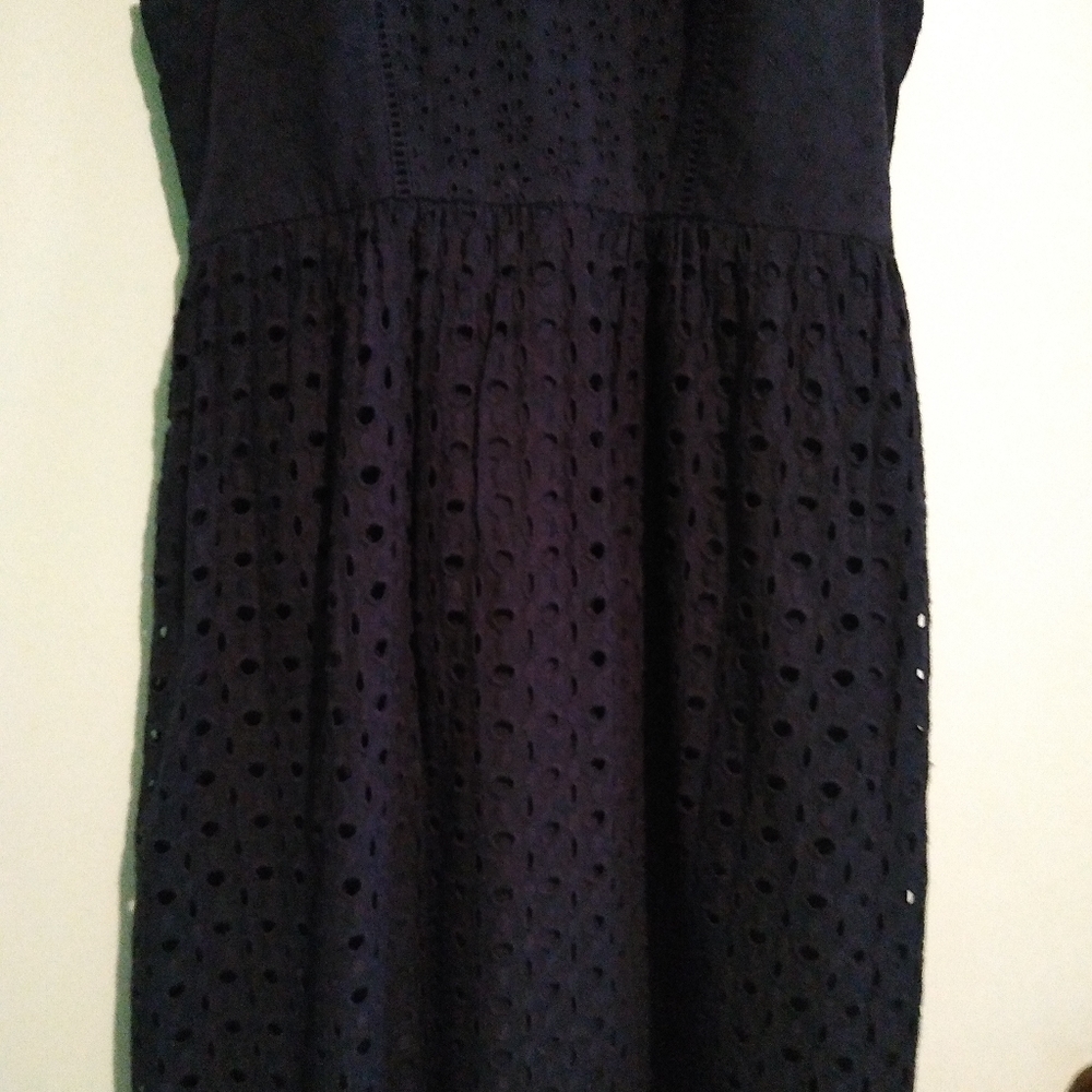 A formal navy blue dress.
